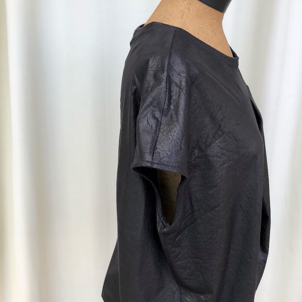 Niche short sleeve top size xl
